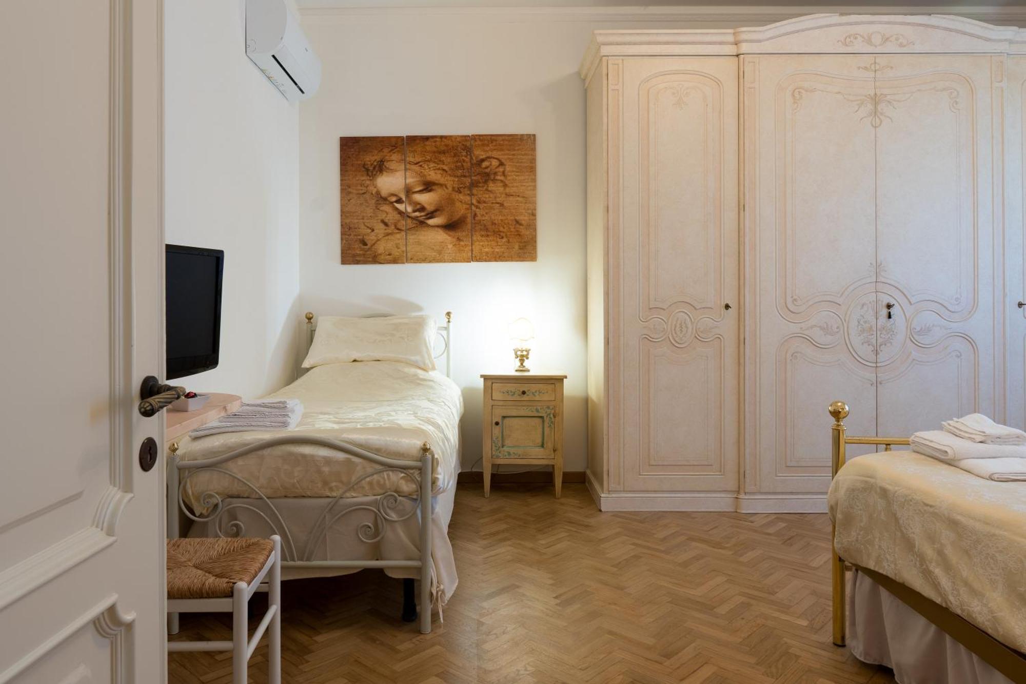 Art Rooms Ареццо Екстер'єр фото